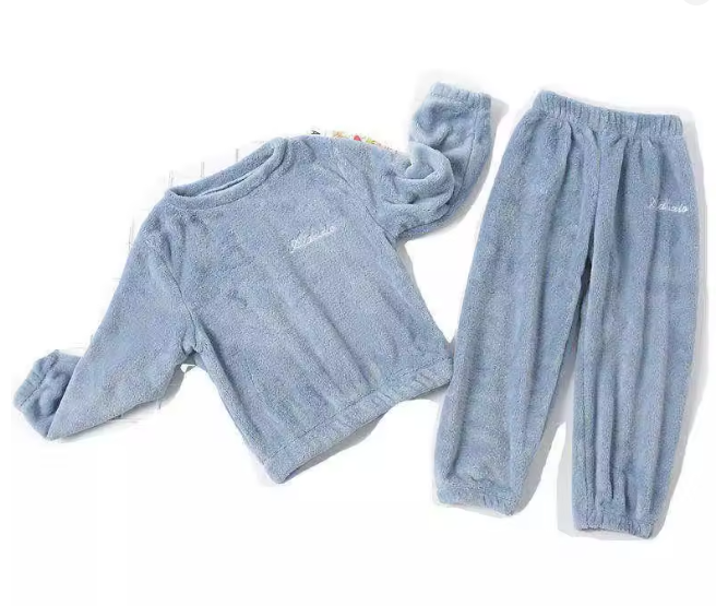 Conjunto pijama para niños color alzar